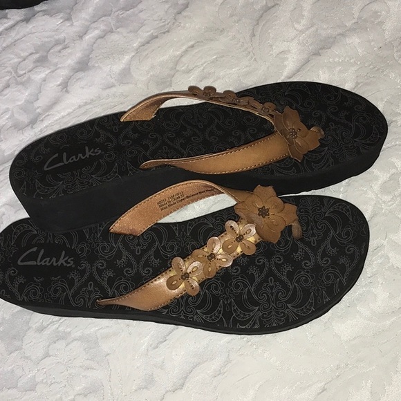 clarks floral wedge